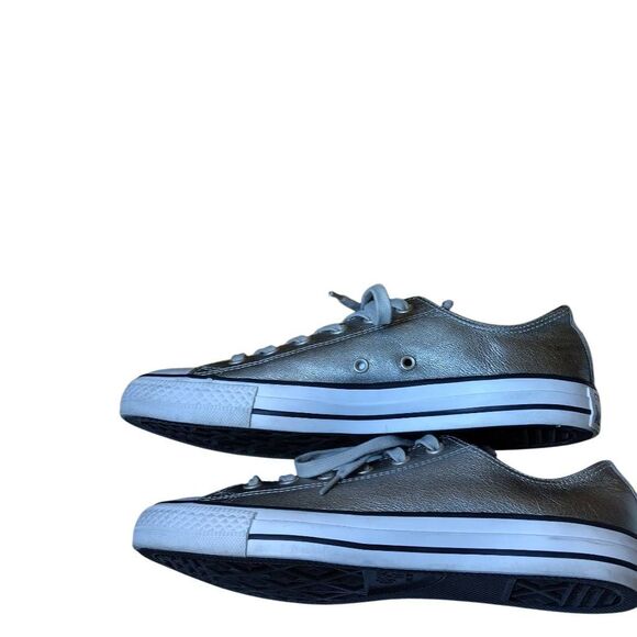 Converse Women's Chuck Taylor All Star Low Metallic Silver Size 9 NWOT - Picture 2 of 8